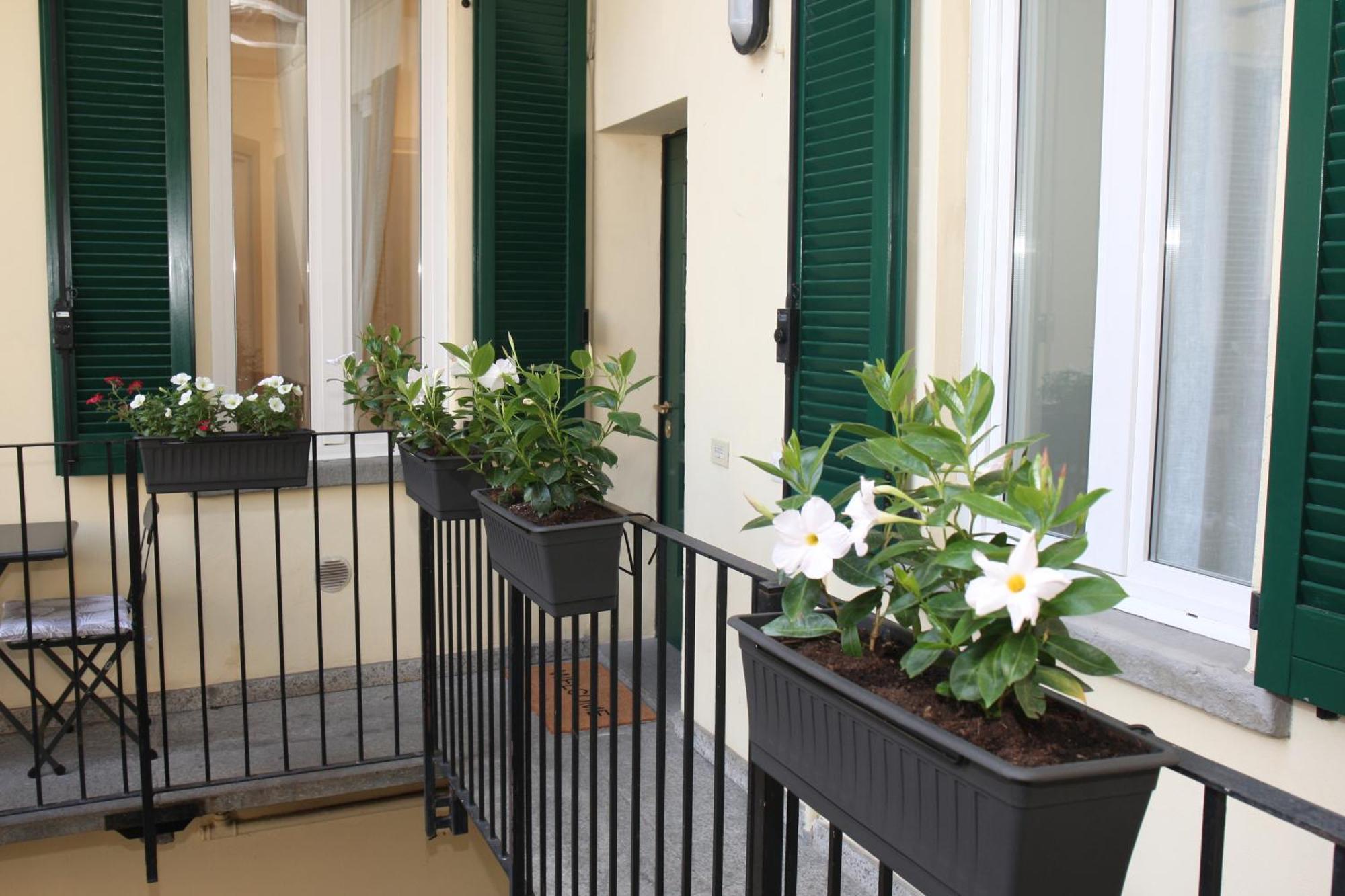 Jb In Como Exterior photo